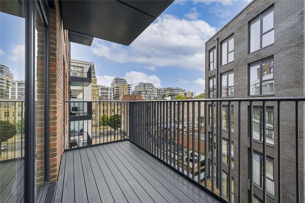 A stunning apartment found in the brand new development Filmworks - Photo 1