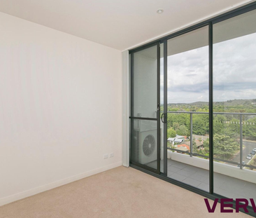FABULOUS APARTMENT IN THE HEART OF LYNEHAM - Photo 6