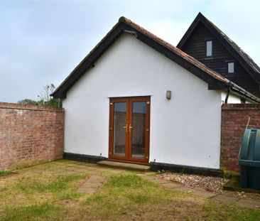 2 bedroom semi-detached house to rent - Photo 2