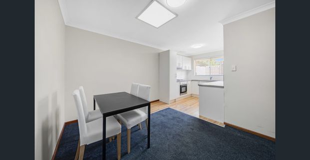 Low-Maintenance 2-Bedroom Villa in a Quiet Tuart Hill Complex - Photo 1