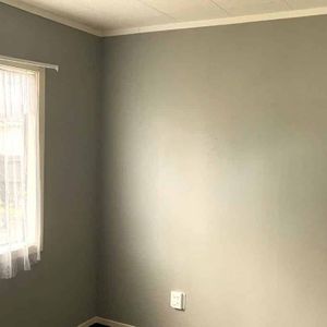 1 Bedroom 1 Bathroom Unit - Photo 2