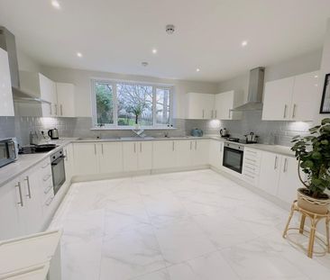 Hawkwood Mount - Photo 2