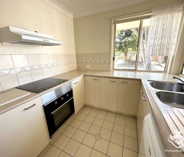 2 Bed, 1 Bath , 2 Car - Photo 5