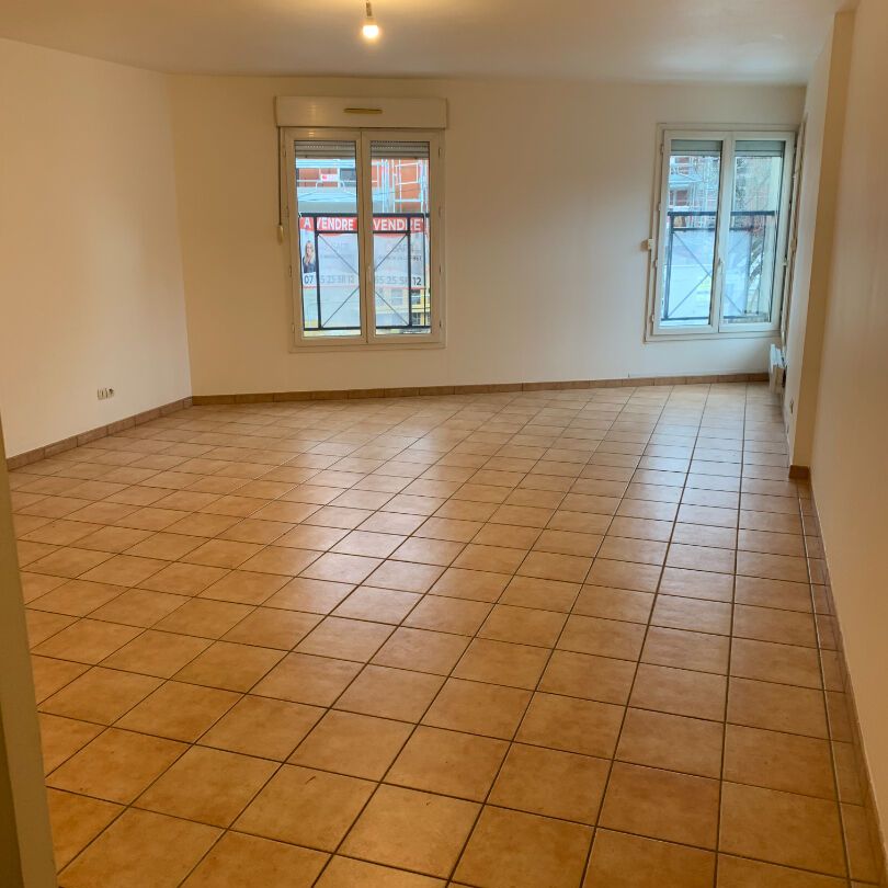 Location Appartement 1 pièce 43m² - Photo 1