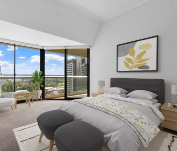NORTH FACING HYDE PARK APARTMENT WITH HARBOUR VIEWS - Photo 3
