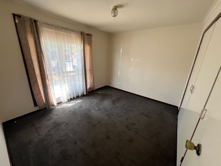 2 Bedroom Unit &excl;&excl; - Photo 4