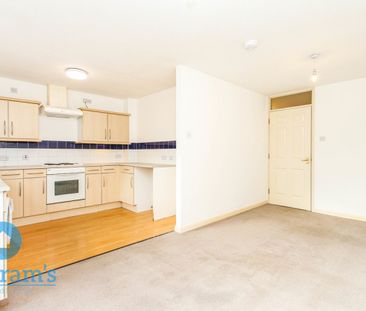 2 bed Apartment for Rent - Photo 3