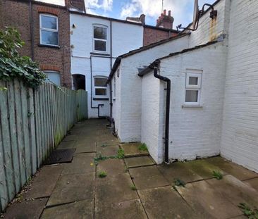 2 Bed Terraced House, Cowper Street, LU1 - Photo 3