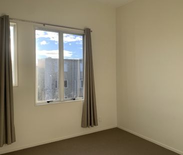 97 Albionvale Road, Glen Eden, Auckland - Photo 4