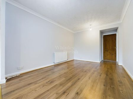 3 bedroom semi-detached bungalow to rent - Photo 4