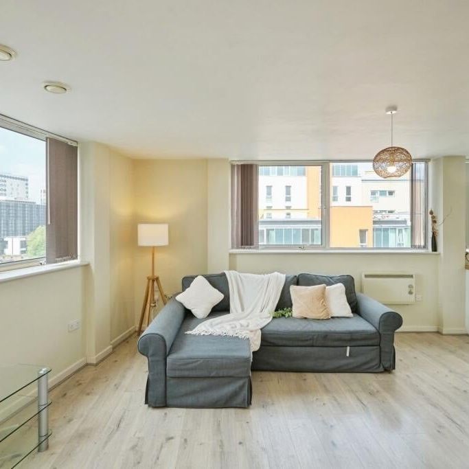 2 Bed Flat, Suffolk Street Queensway, B1 - Photo 1