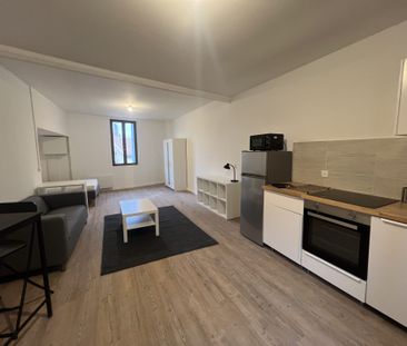 Location Appartement 1 pièce 41m² MONTPELLIER 34000 - Photo 2