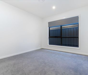 9 Quigley Street, Googong - Photo 2