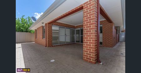 STYLISH AND CLASSY HOME! - Photo 5