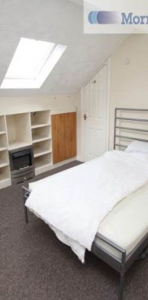 1 Bed - Claremont View, Woodhouse, Leeds - Photo 1