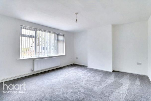 3 bedroom end of terrace house to rent - Photo 1