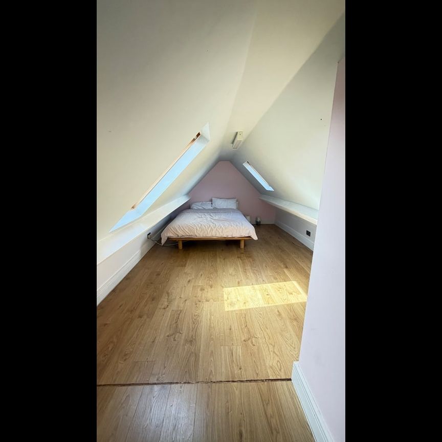 3 Bed Flat, Hendon Way, NW2 - Photo 1