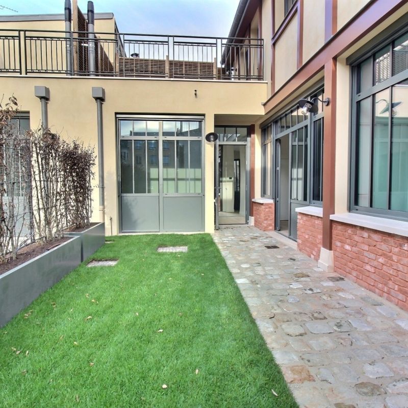 NOTRE DAME, MAISON DE 6P, 120m² AVEC TERRASSE ET JARDIN - Photo 1