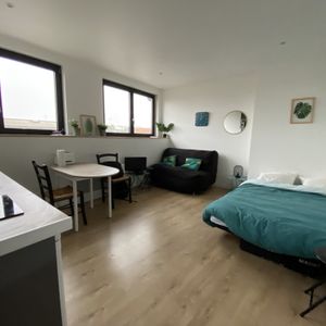 STUDIO MEUBLÉ PROCHE CENTRE VILLE - Photo 2