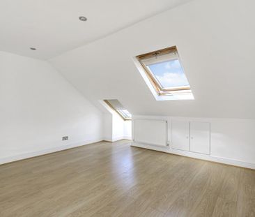 4 bedroom terraced house to rent - Photo 6