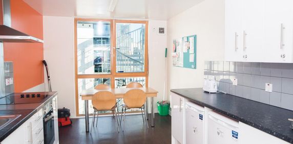 1 bedroom private hall to rent - Photo 2