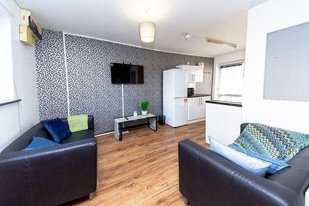 4 bedroom townhouse to rent - Photo 2