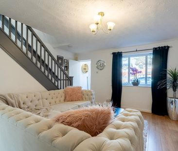 2 Bed Semi-Detached House, Greton Close, M13 - Photo 4