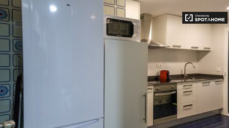 valencia, Valencian Community 46022 - Photo 5