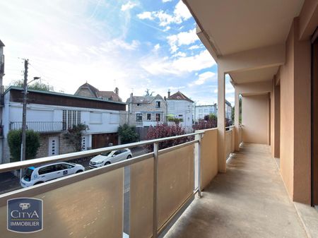 Location Appartement 3 pièces 65m² BRIVE LA GAILLARDE 19100 - Photo 2