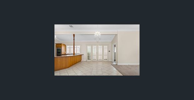 Executive Family Living - Photo 1