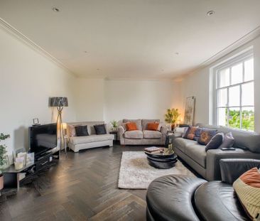 1 Bed Student Accommodation - Photo 2