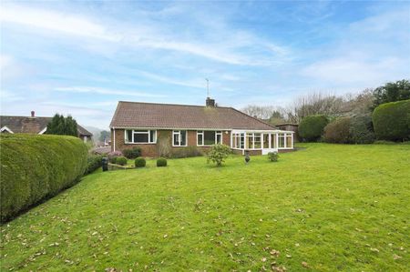 A detached country home in one of Surrey's most sought after villages - Photo 5