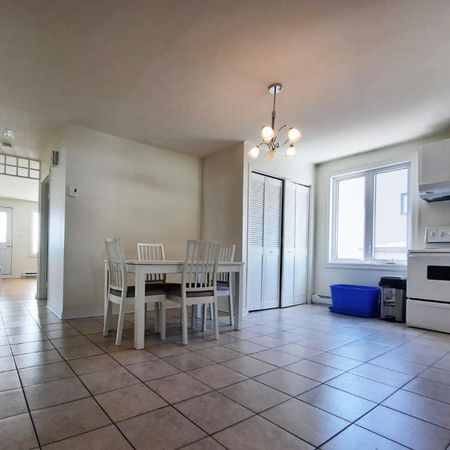Logement 5 1/2 lumineux et tranquille à Boischatel - Photo 3