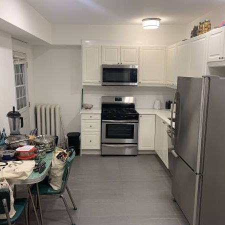 Amazing Large 1 br in heart of Roncy - Photo 1