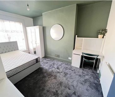 Pearson Road, Plymouth - Photo 4