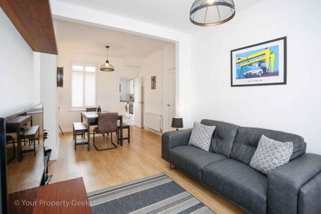 24 Melrose Avenue, Belfast, BT5 5JD - Photo 2