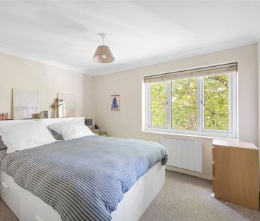 Carrara Wharf, Ranelagh Gardens, London, SW6 flat to rent - Photo 2