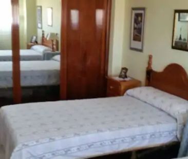 Apartamento de alquiler en Los Castros - Photo 3