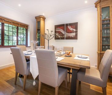 5 bedroom detached house to rent - Photo 3