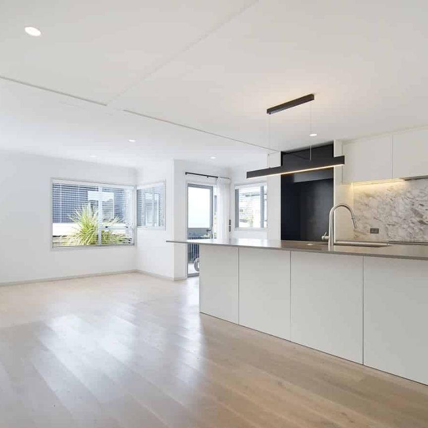 Super Stylish Modern Townhouse - Photo 1