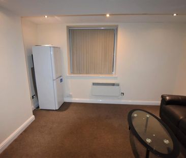 Narborough Road - Photo 4