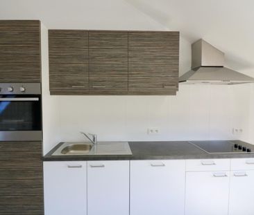 Gerenoveerd appartement op de 2de verdieping met 2 slpk en terras -... - foto 1