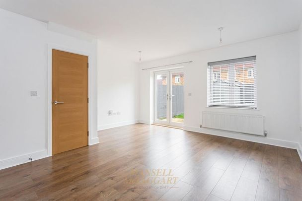 3 bedroom terraced house to rent - Photo 1