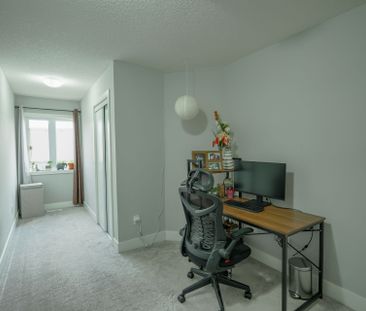 For Lease - 2070 Meadowgate Boulevard Unit# 104, London South, Ontario - Photo 5