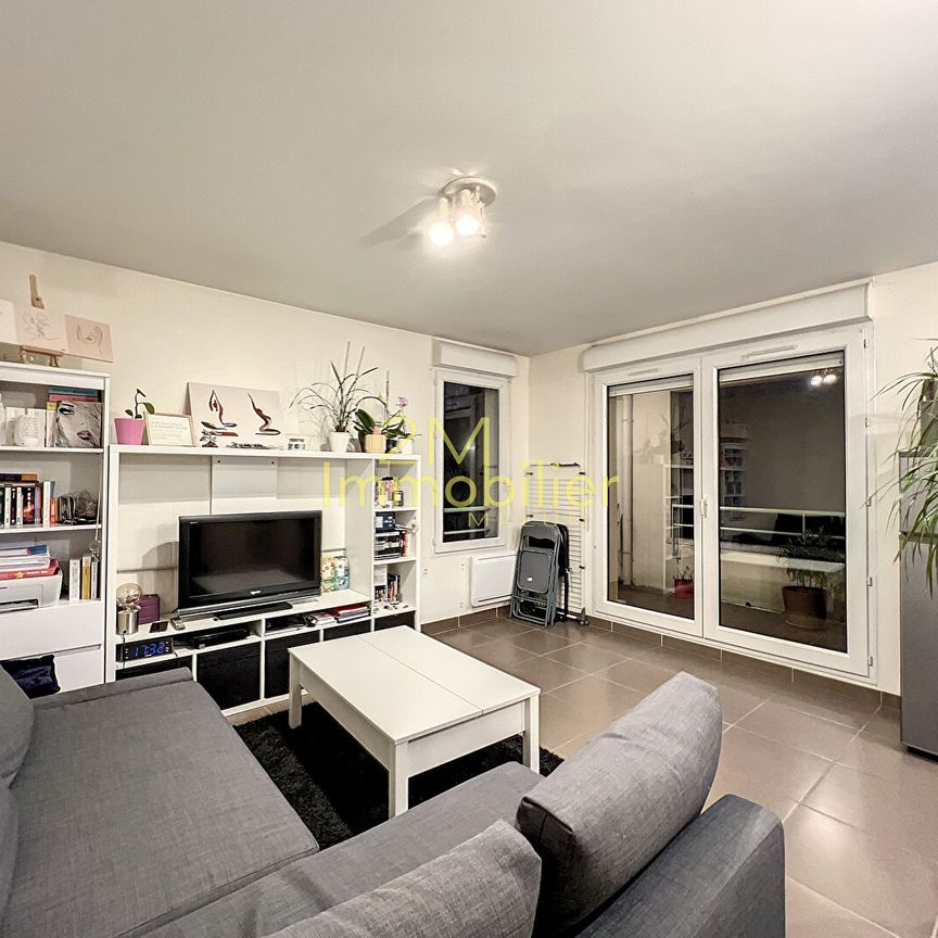 Location Appartement 1 pièce 26m² - Photo 1