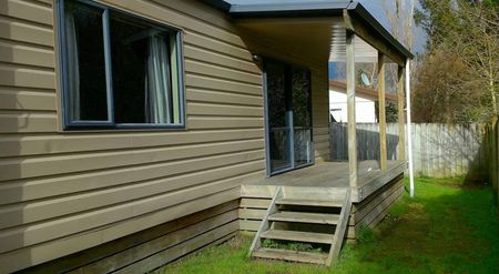 Charming 2BR Home with Great Amenities! - Photo 4