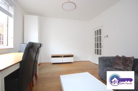 1 Bedroom Room in Flat Share To Rent - Photo 4