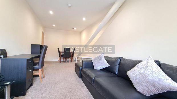 1 bedroom ground floor flat to rent - Photo 1