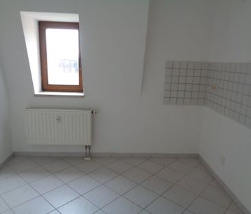 IDEAL - ***Dachgeschosswohnung mit Außenstellplatz*** - Photo 4