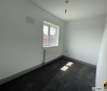 3 bed Terraced in Singleton Avenue Horwich, BOLTON, BL6 7DX - Photo 4